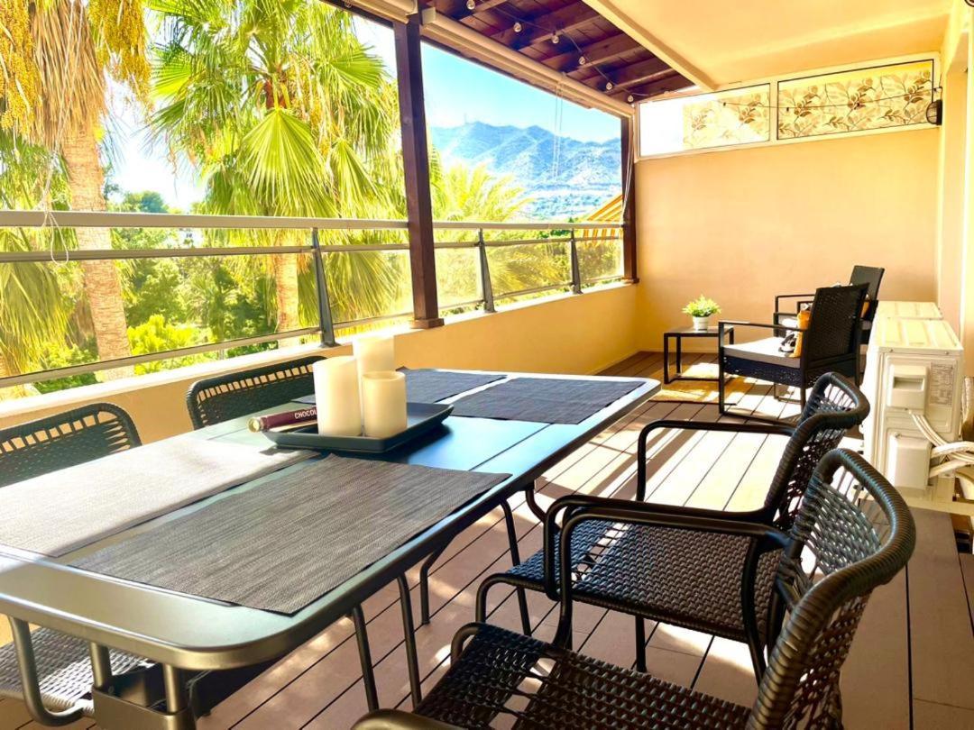 Calido Apartamento Con Gran Terraza Y Vistas A 600 Metros Del Mar Benalmadena Exterior photo